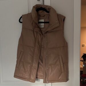 Abercrombie & Fitch Tan Puffer Vest